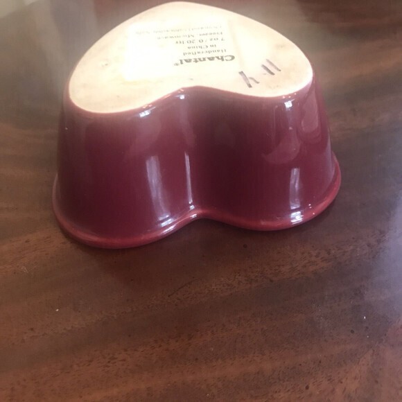 Chantal Heart Shaped Deep BurgundyBaking Dish Smooth Edge VALENTINE READY - Picture 4 of 6